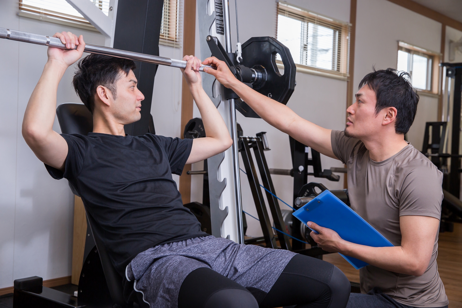 トレーナー 杉田将三